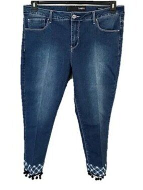 THORN Universal Crop Pants with Embellishments